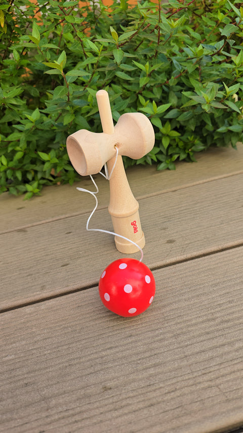 Jucarie Kendama din lemn