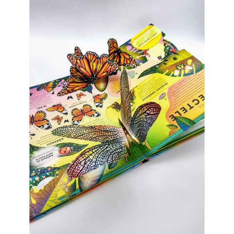 Formidabila carte cu gandaci si alte ganganii