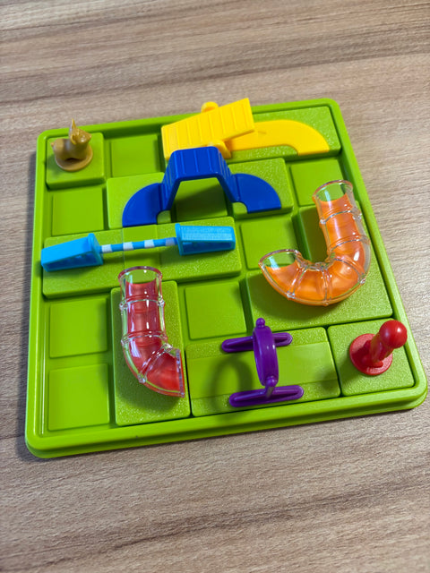 Smart Games - Smart Dog, joc de logica cu 60 de provocari