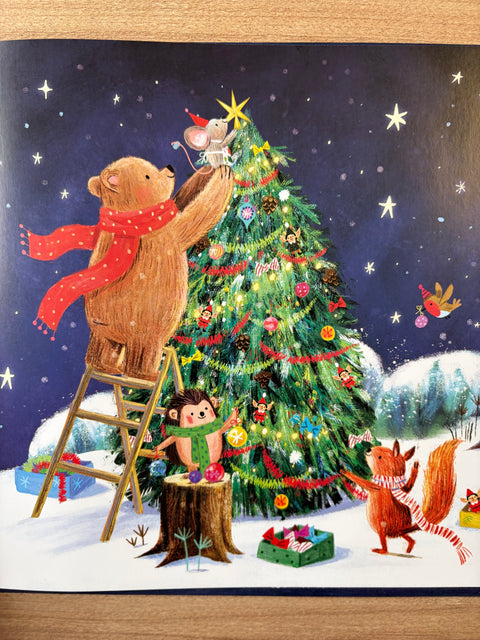 Bradul de Craciun si cei patru prieteni