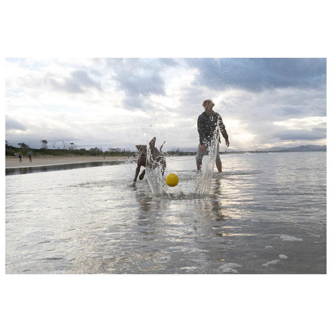 Minge de plaja pentru caini, saritoare pe apa - Waboba Fetch