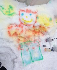 idei de jocuri de iarna picturi pe zapada colorant alimentar2